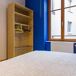 Mit Zwei Garagenstellplaetzen By Interhome Apartament