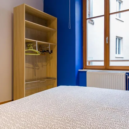 Mit Zwei Garagenstellplaetzen By Interhome Apartment