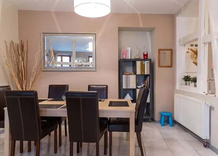 Mit Zwei Garagenstellplaetzen By Interhome Appartement *