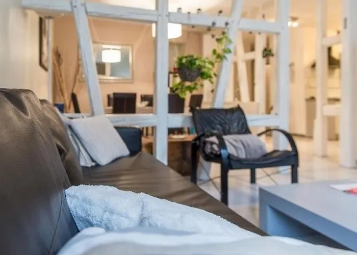 Mit Zwei Garagenstellplaetzen By Interhome Appartement