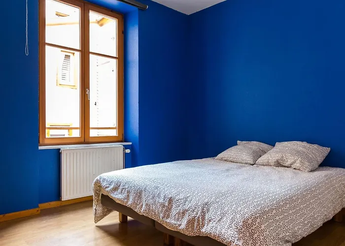 Mit Zwei Garagenstellplaetzen By Interhome Colmar